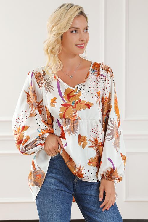 Stilla | V-hals Smocked Balloon Sleeve Bluse