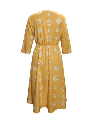 Stilla | Notched Neck Dress