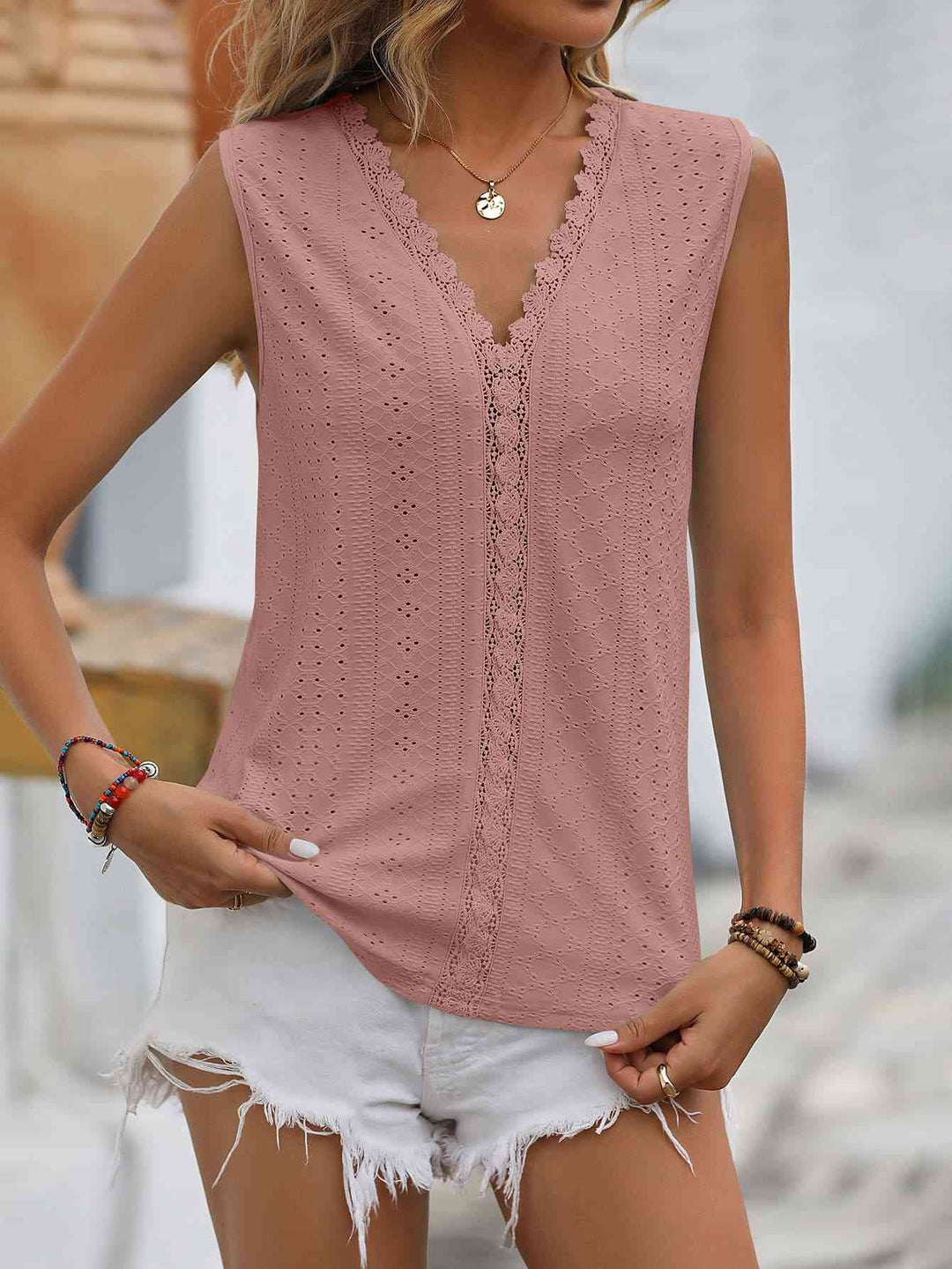 Stilla | Spliced Lace V-hals Udenærmelig Top