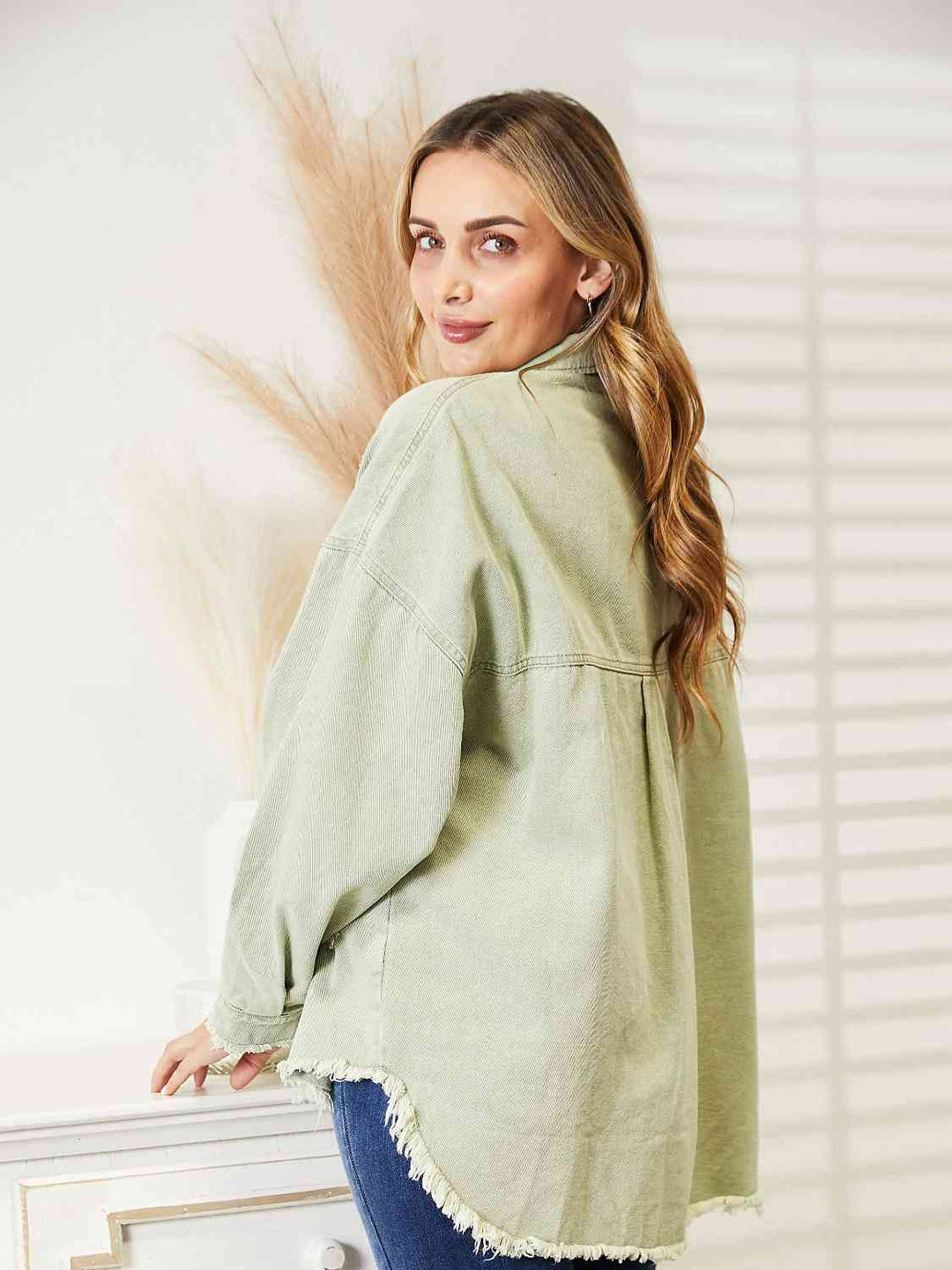 Stilla | Raw Hem Denim Jakke