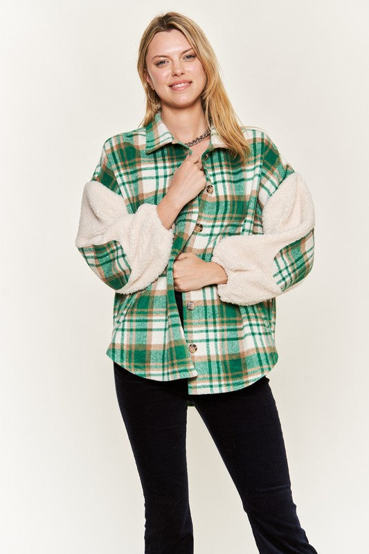 Stilla | Plaid Fuzzy Sleeve Jacket