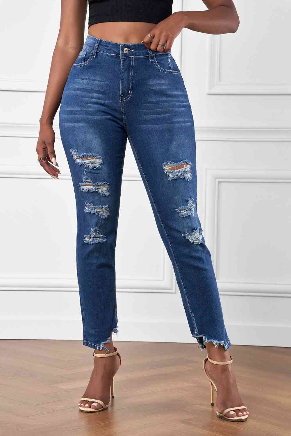 Stilla | Høj Talje Distressed Hem Detail Jeans