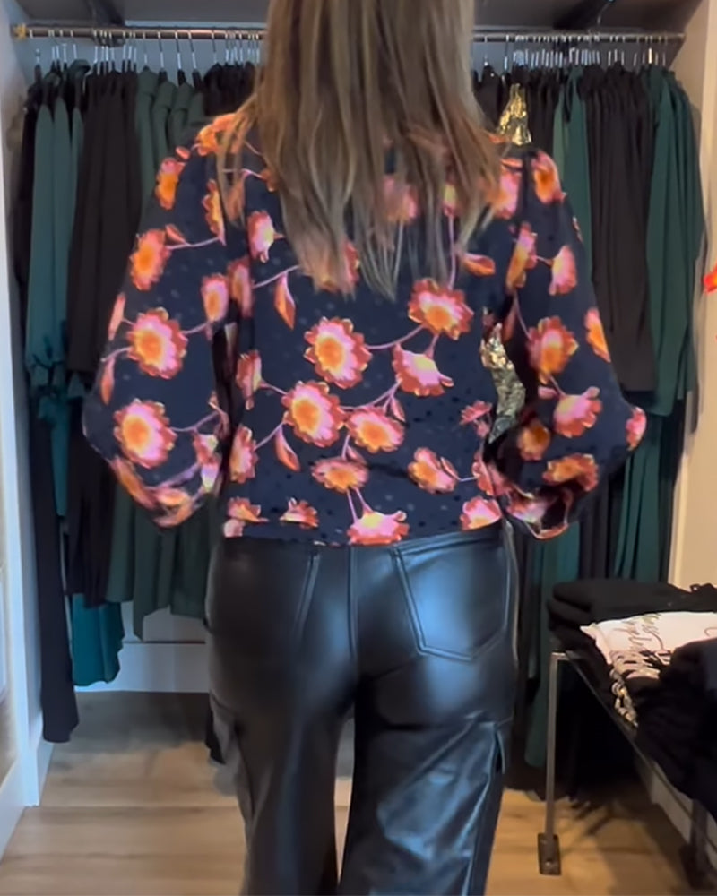 Stilla | Top med blomstermønster