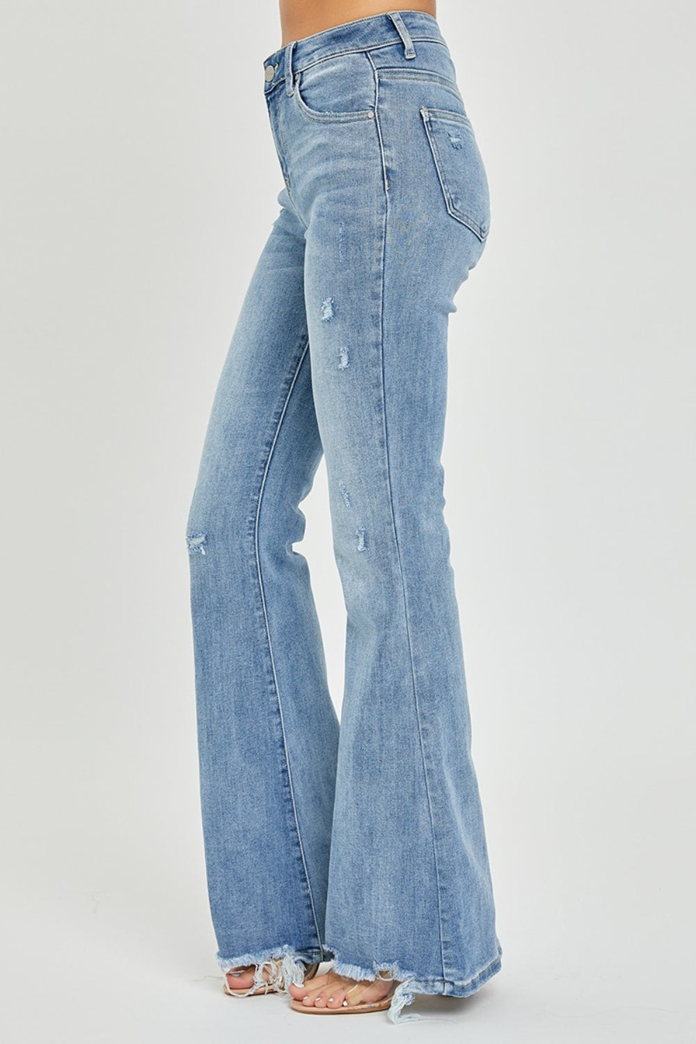 Stilla | Full Size Høj Talje Flared Jeans med Frayed Kant