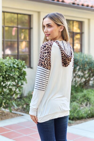 Stilla | Design Full Size Leopard Contrast Drawstring Hoodie