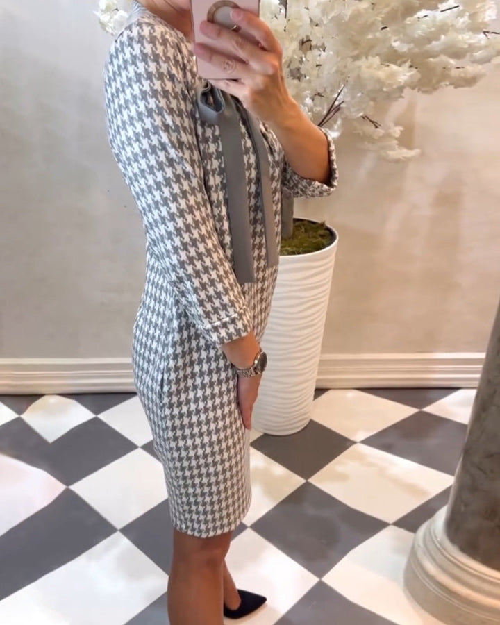 Stilla | Elegant stil og houndstooth mønster