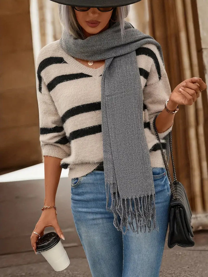 Stilla | Stilfuld Stribet Strik Sweater til Kvinder