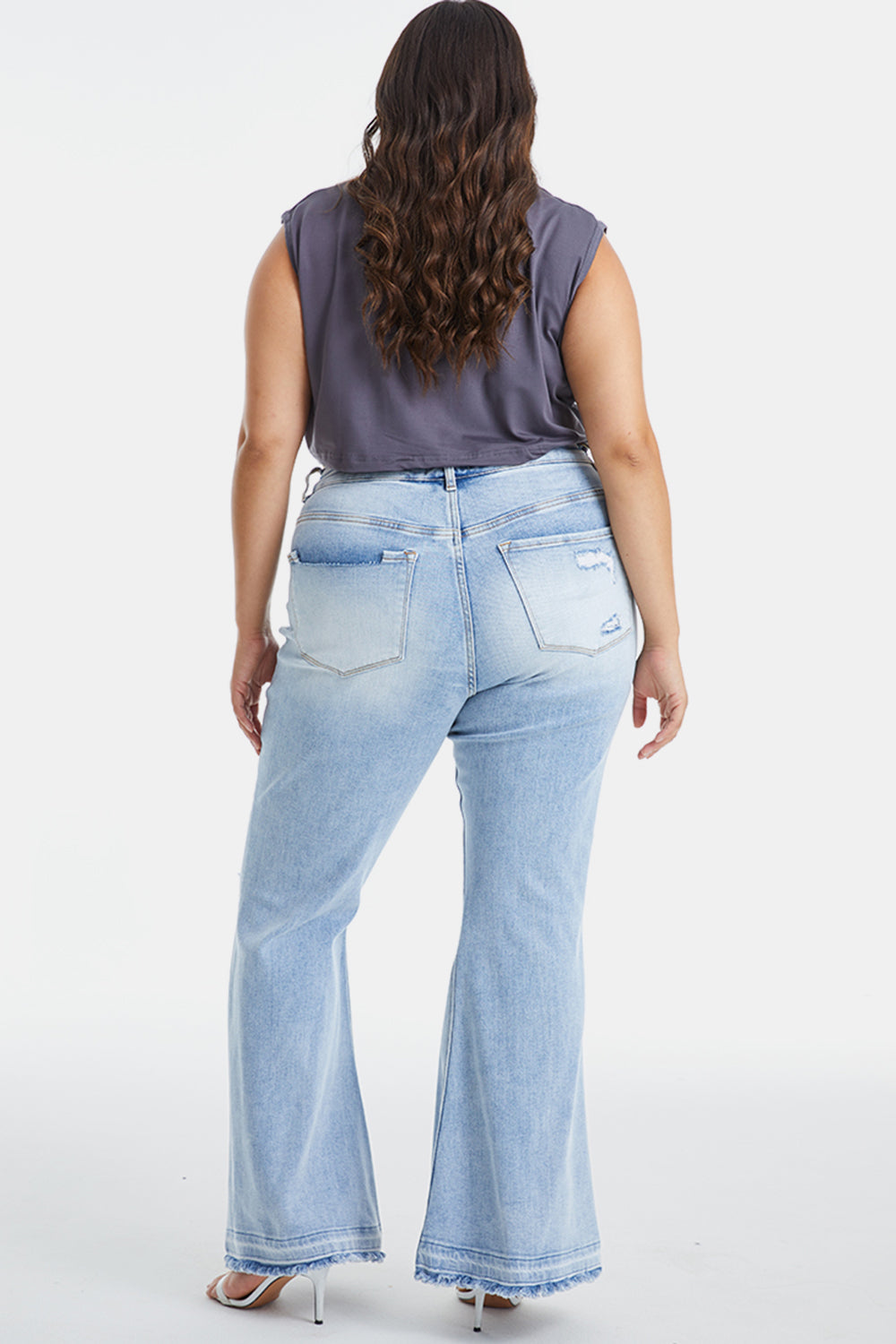 Stilla | Fuldt Størrelse Distressed Raw Hem Høj Talje Flare Jeans