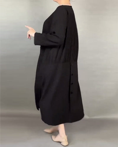 Stilla | Plus Size Kjole med Knapper I Ensfarvet