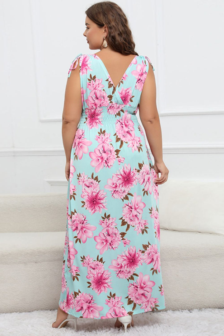Stilla | Størrelse Floral Surplice Neck Maxi Kjole