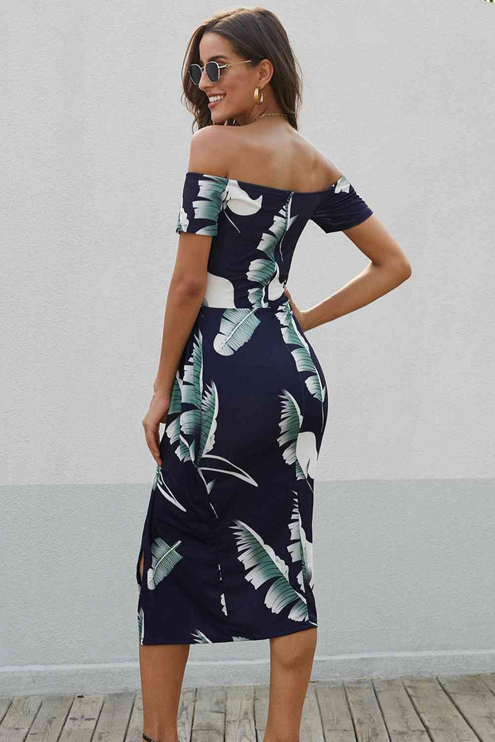 Stilla | Off-shoulder Split Kjole