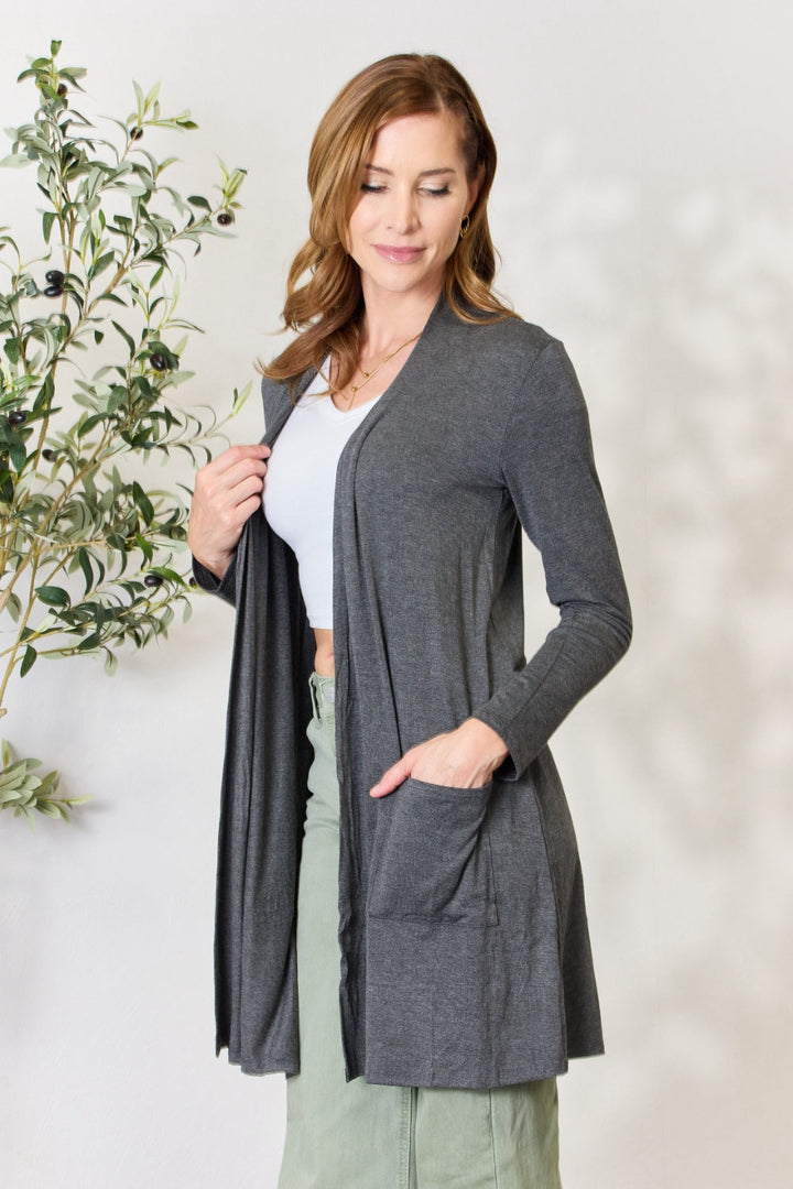 Stilla | Full Size Åben Front Cardigan med Lommer