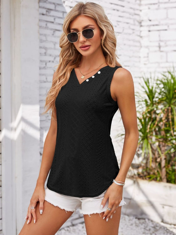 Stilla | Dekorativ Knapp V-Hals Tank