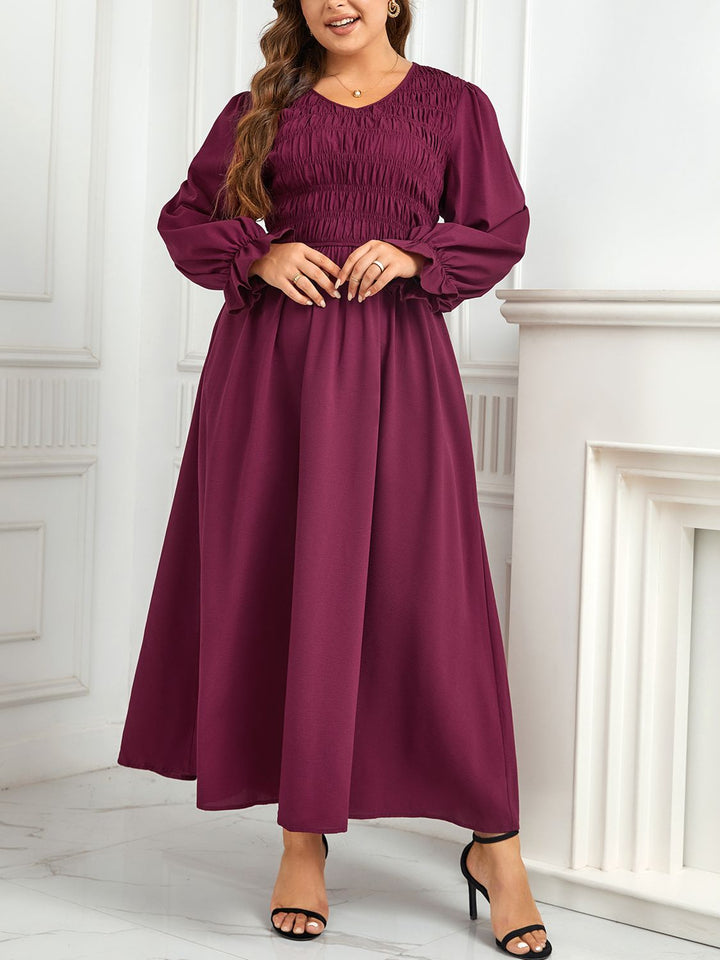 Stilla | Størrelse Flounce Ærme Smocked Maxi Kjole