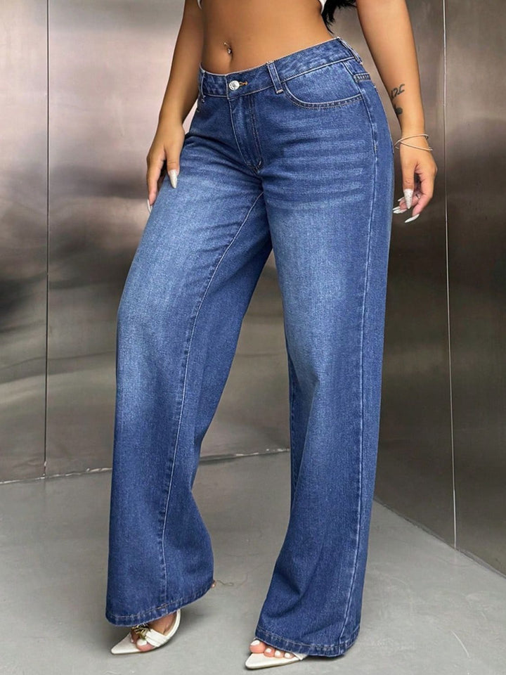 Stilla | Leg Jeans med Lommer