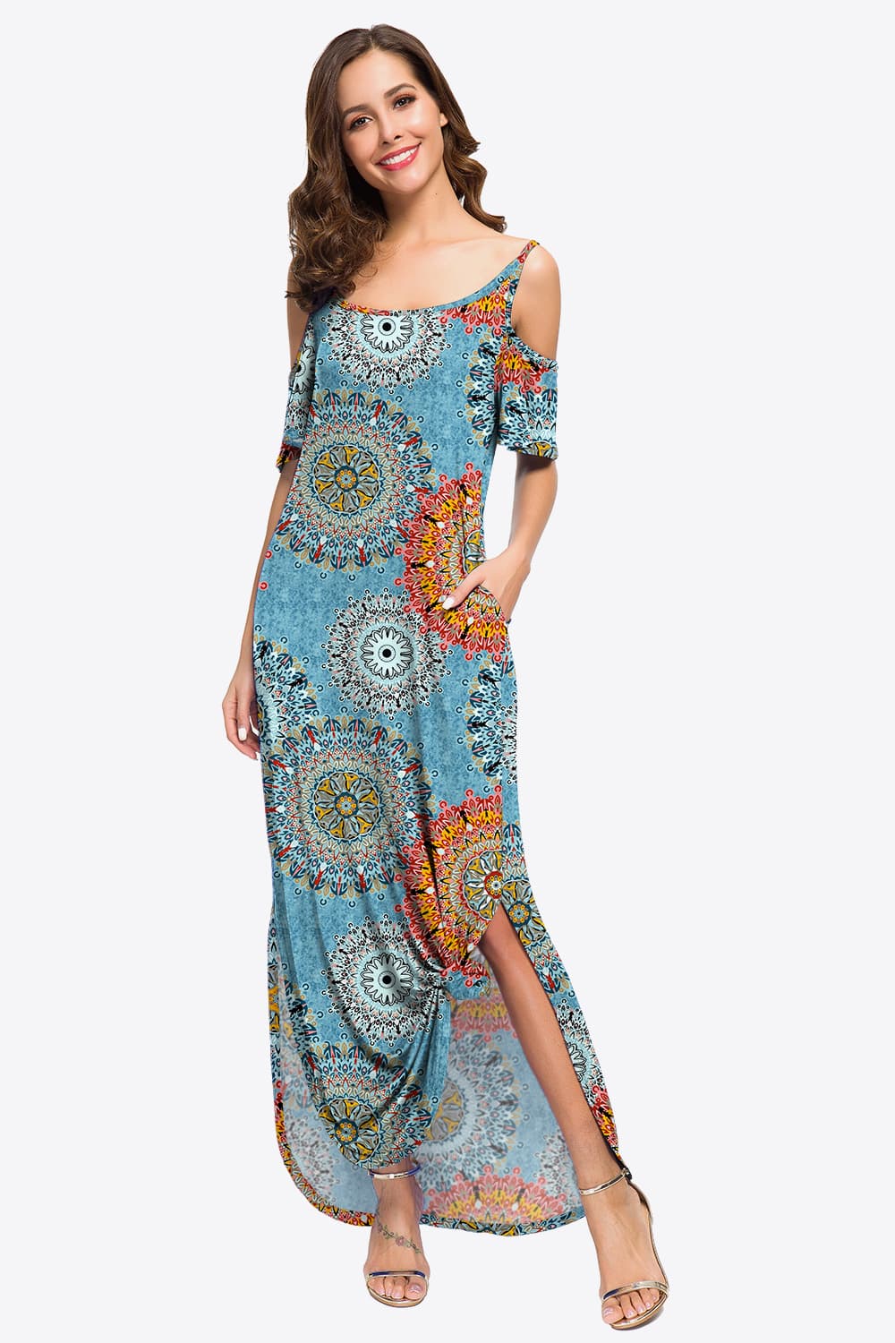 Stilla | Scoop Neck Cold-Shoulder Maxi Dress