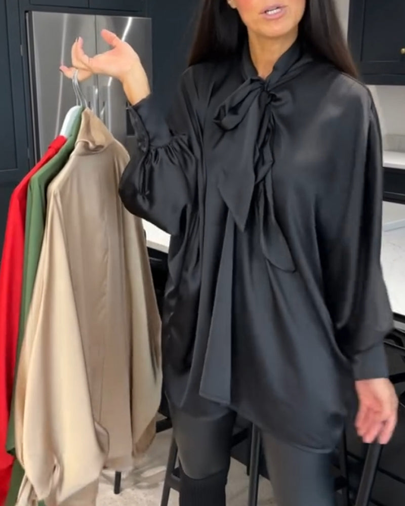 Stilla | Båndkrave og Elegant Bluse