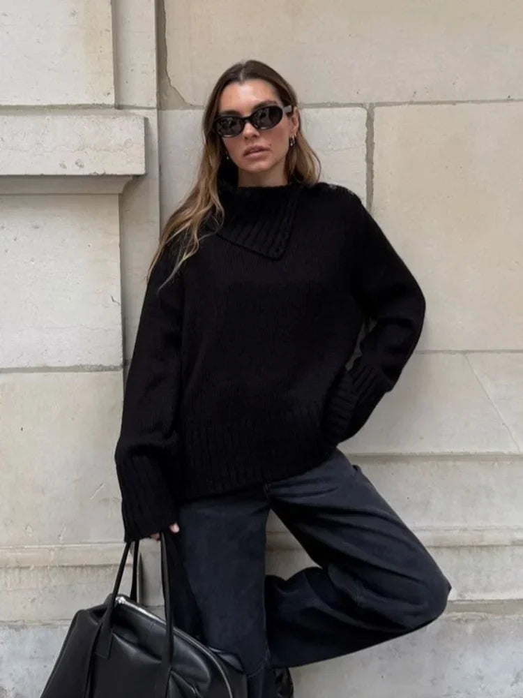 Stilla | Cozy Sweater med Knappet Ståkrave og Afslappet Pasform
