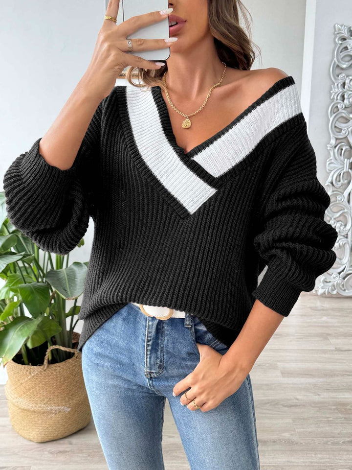Stilla | Pullover med kontrastfarve, lange ærmer og faldende skuldre