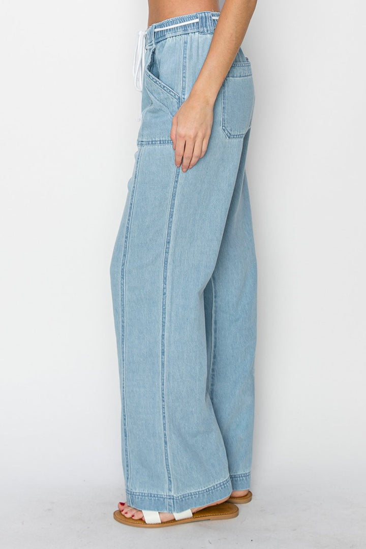 Stilla | High Rise Straight Jeans