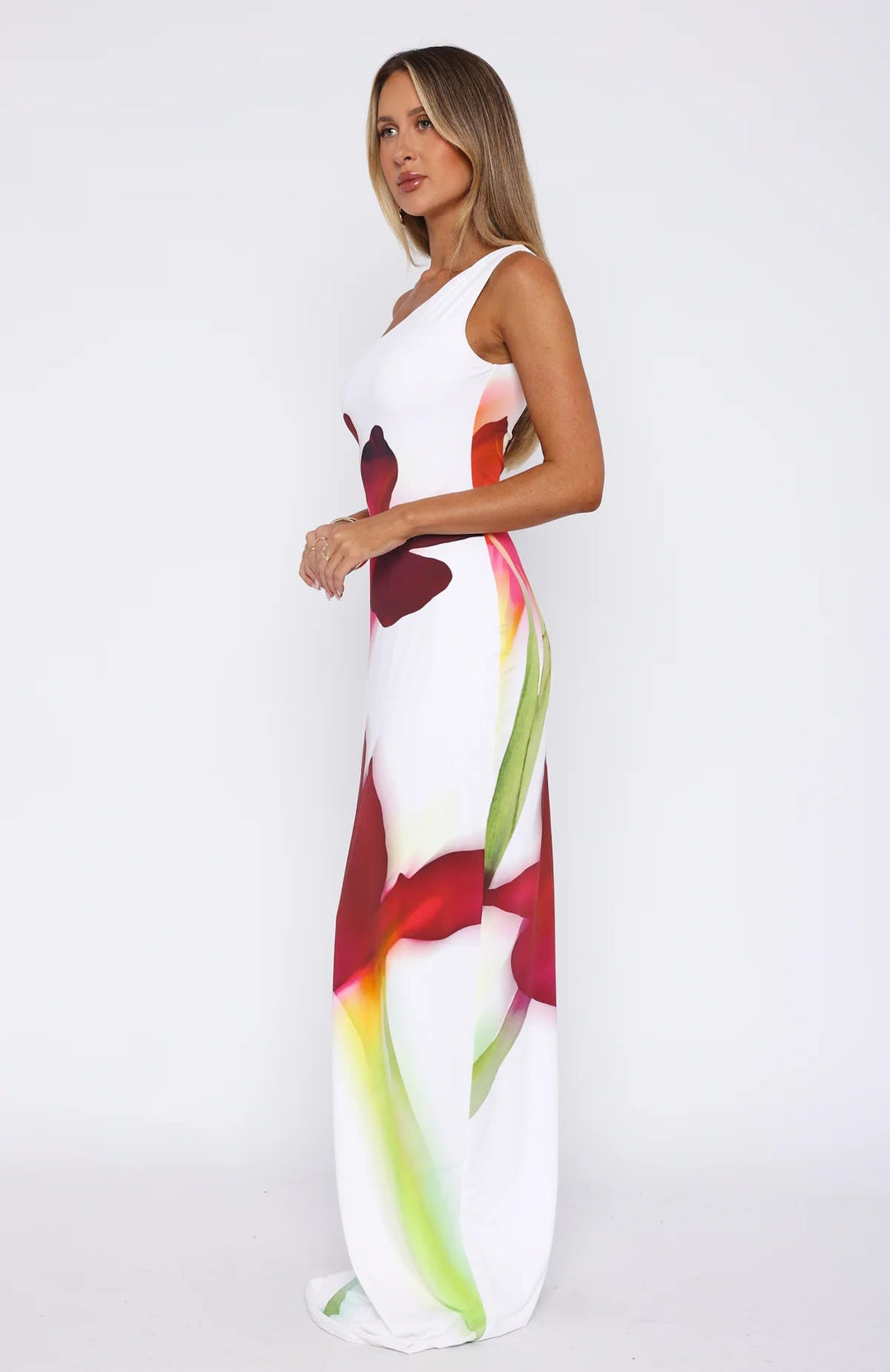 Stilla | One Shoulder Blomster Maxikjole Hvid