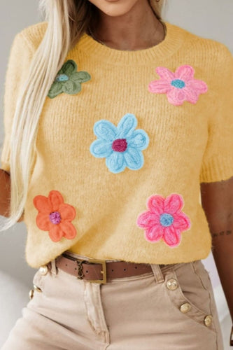 Stilla | Behagelig, blomsterinspireret sweater med korte ærmer
