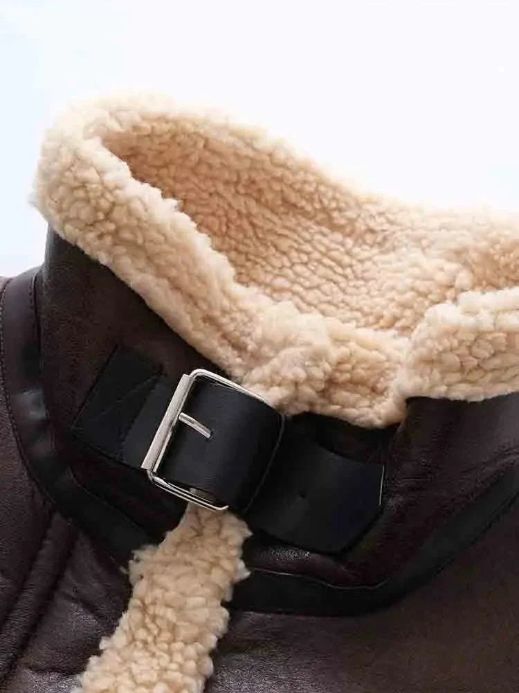 Stilla | Forbered dig på efteråret med vores nye fashionable efterårsjakke