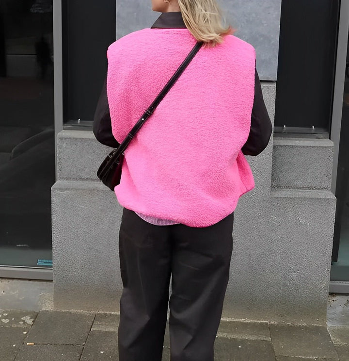 Stilla | Damevest med enkelt knaplukning