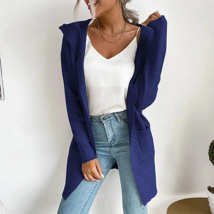 Stilla | Elegant kvinde strikjakke sweater med fint strikket mønster