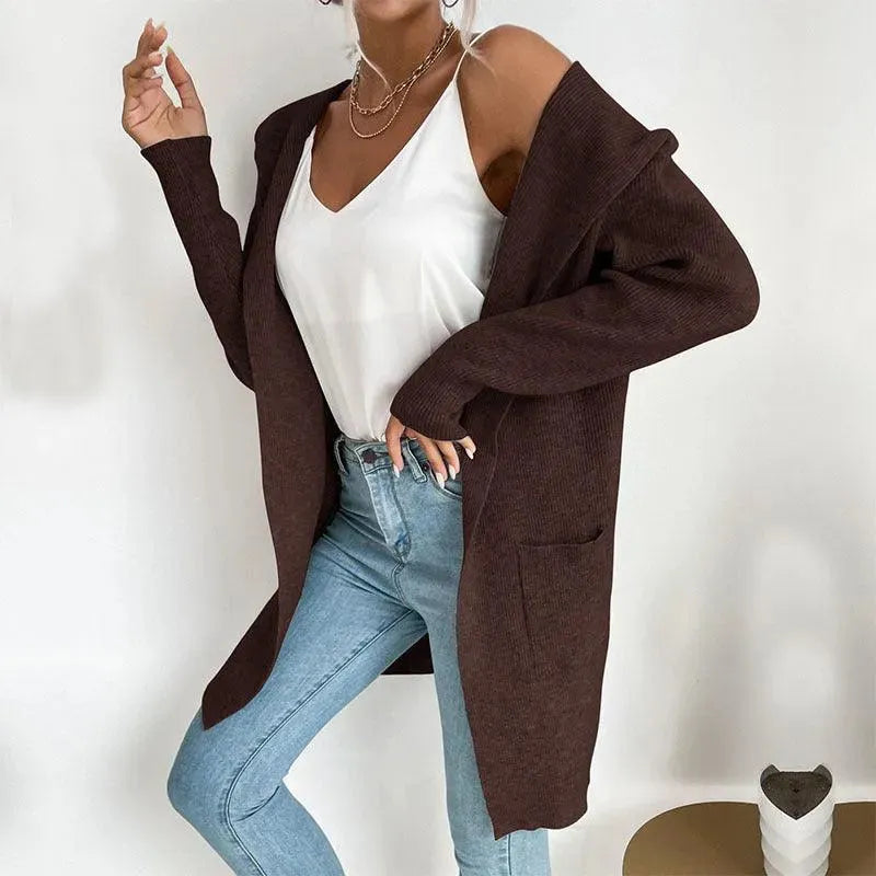 Stilla | Elegant kvinde strikjakke sweater med fint strikket mønster
