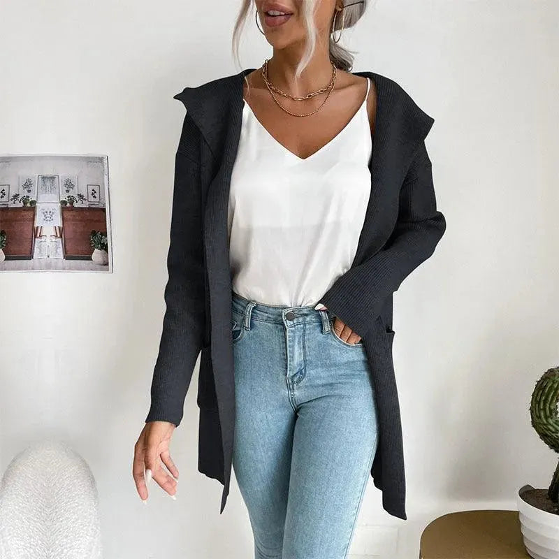 Stilla | Elegant kvinde strikjakke sweater med fint strikket mønster