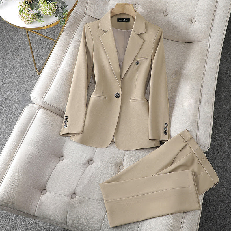 Stilla | Elegant To-delt Charisma