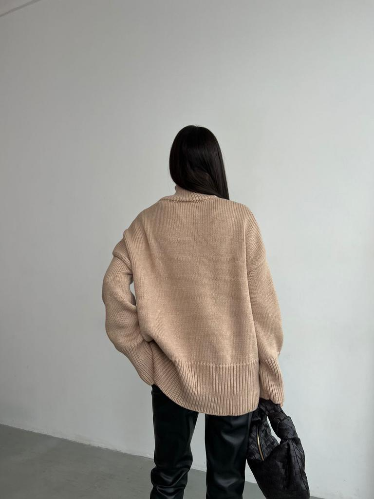 Stilla | Pullover med minimalistisk høj hals