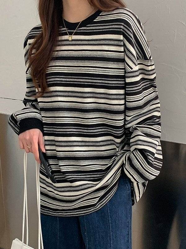 Stilla | Oversized Pullover med Rund Halsudskæring og Striber