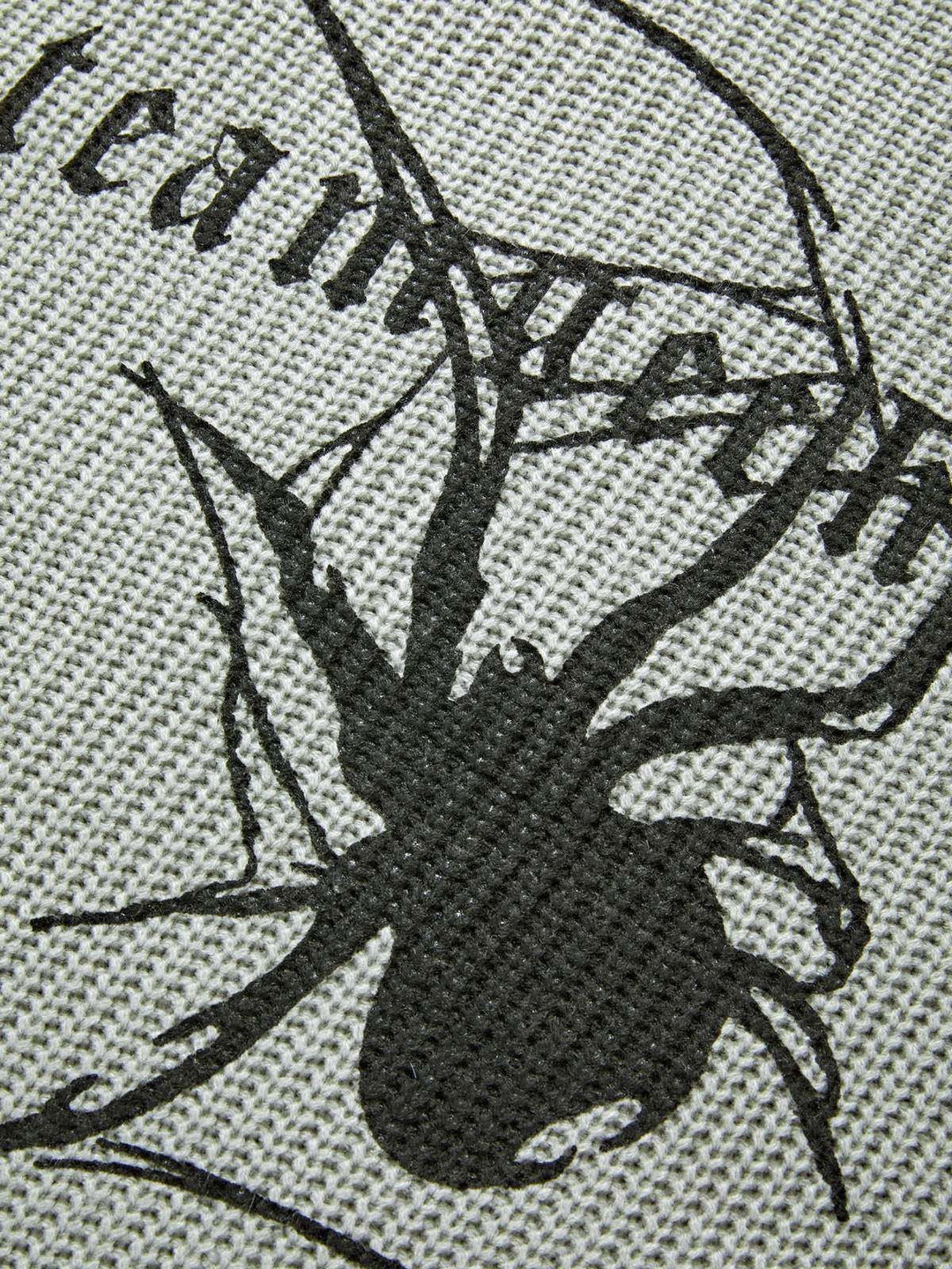 Stilla | Punk Ribbestrikket Sweatshirt med Trykt Edderkop