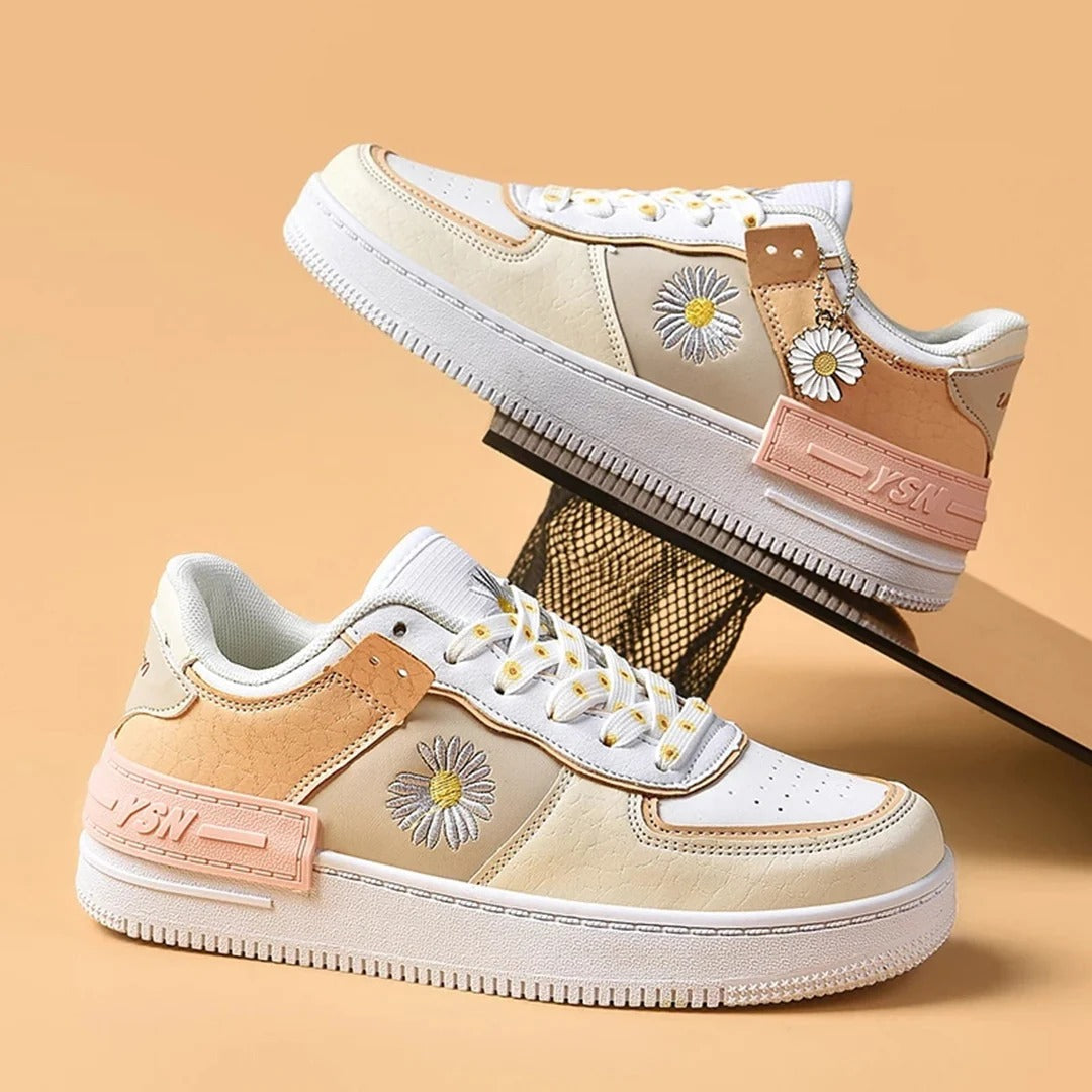 Stilla | Sneaker Low Top Åndbar Spids Komfortpasform Læderlook Snøring