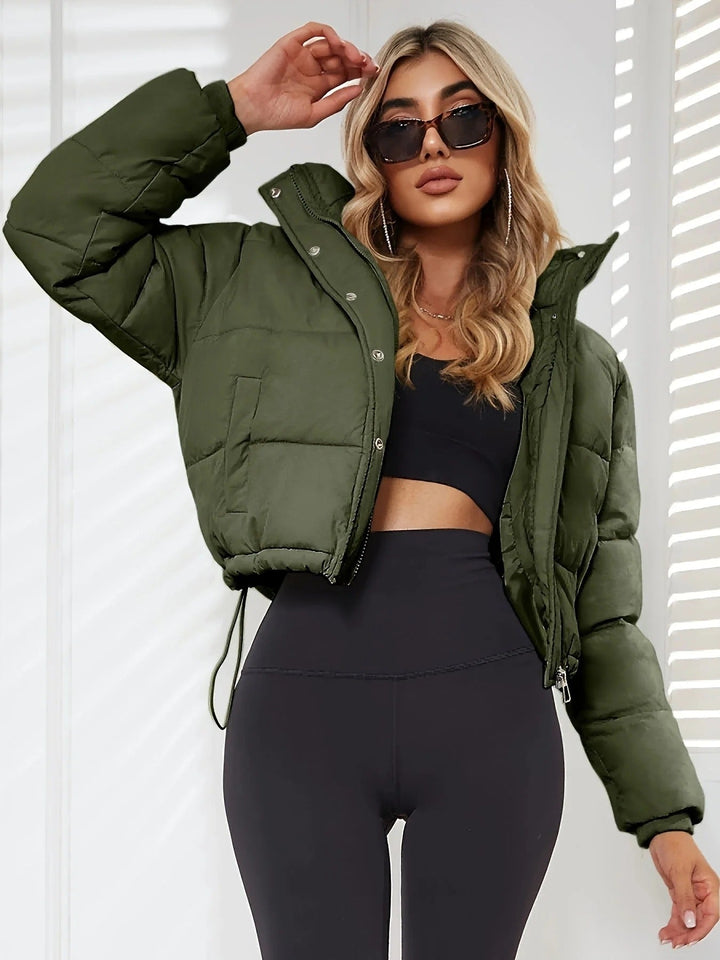 Stilla | Pufferjakke Cropped Oversized Fit Steppjakke med hætte og snoretræk i kanten
