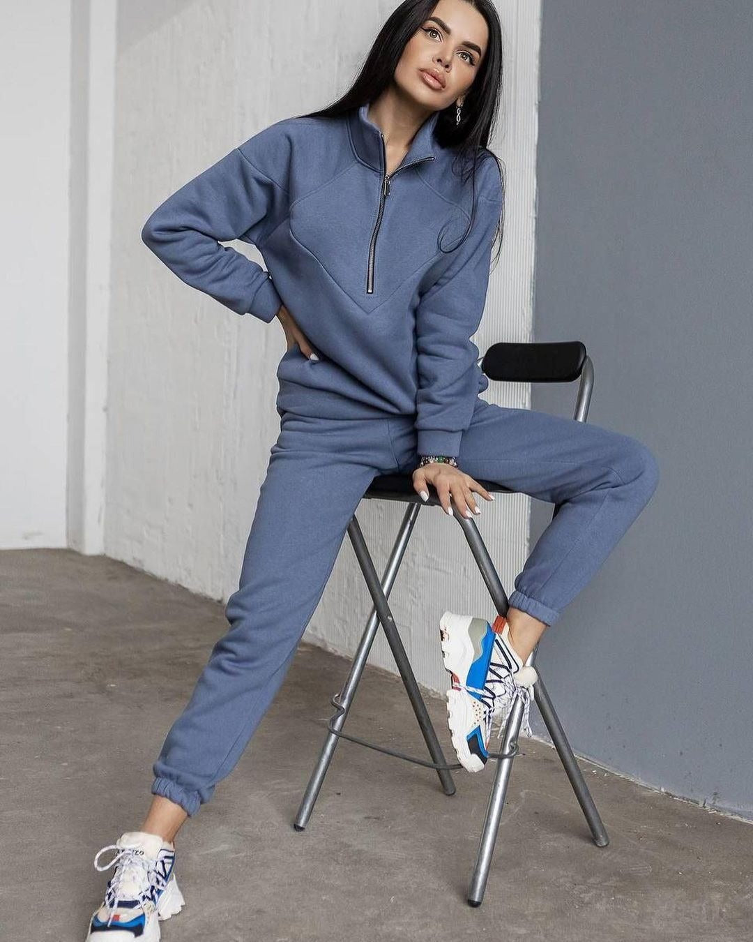 Stilla | Loungewear Sæt Fleece Løs Pasform Hoodie med Halv Lynlås Joggingbukser