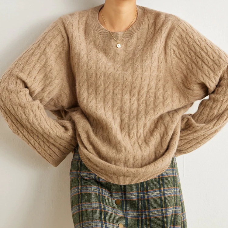 Stilla | Plus size pullover i Fashion til damer