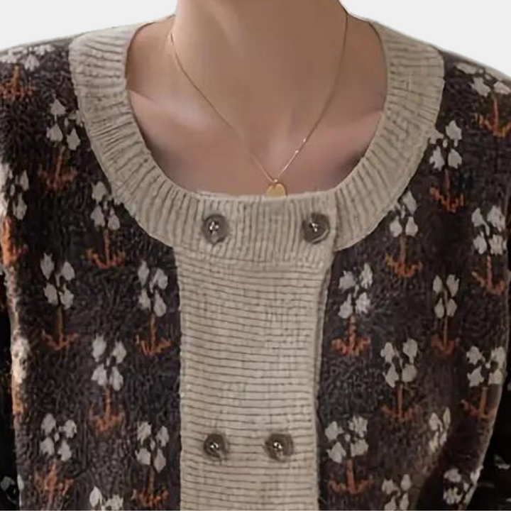Stilla | Blomsterstrikket Cardigan til Dame
