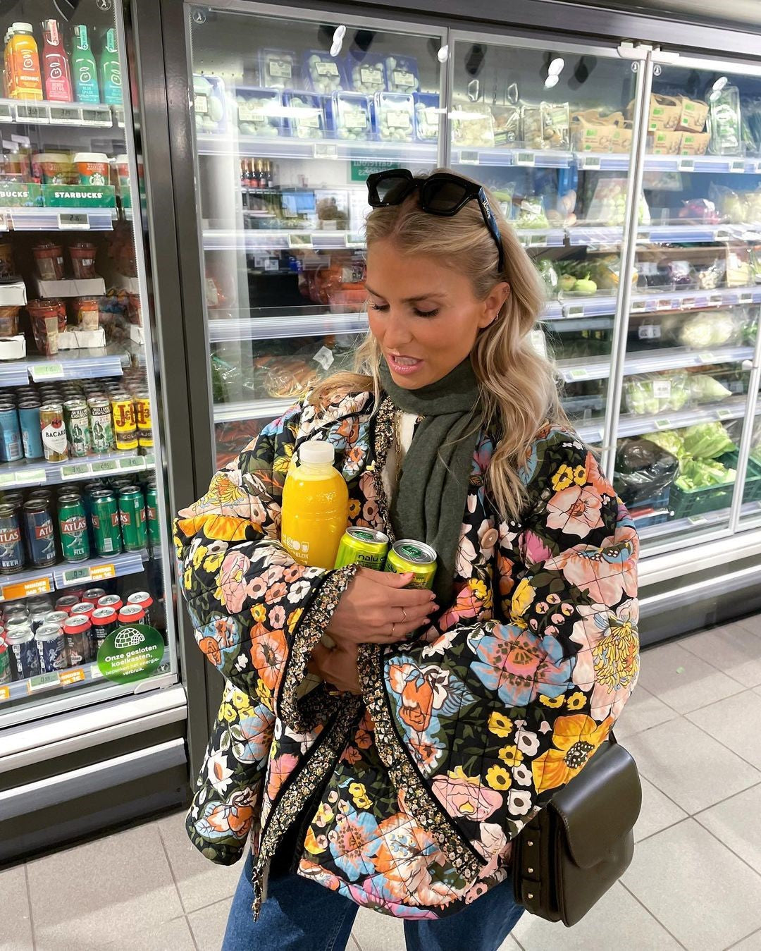 Stilla | Futter Damejakke med blomsterprint