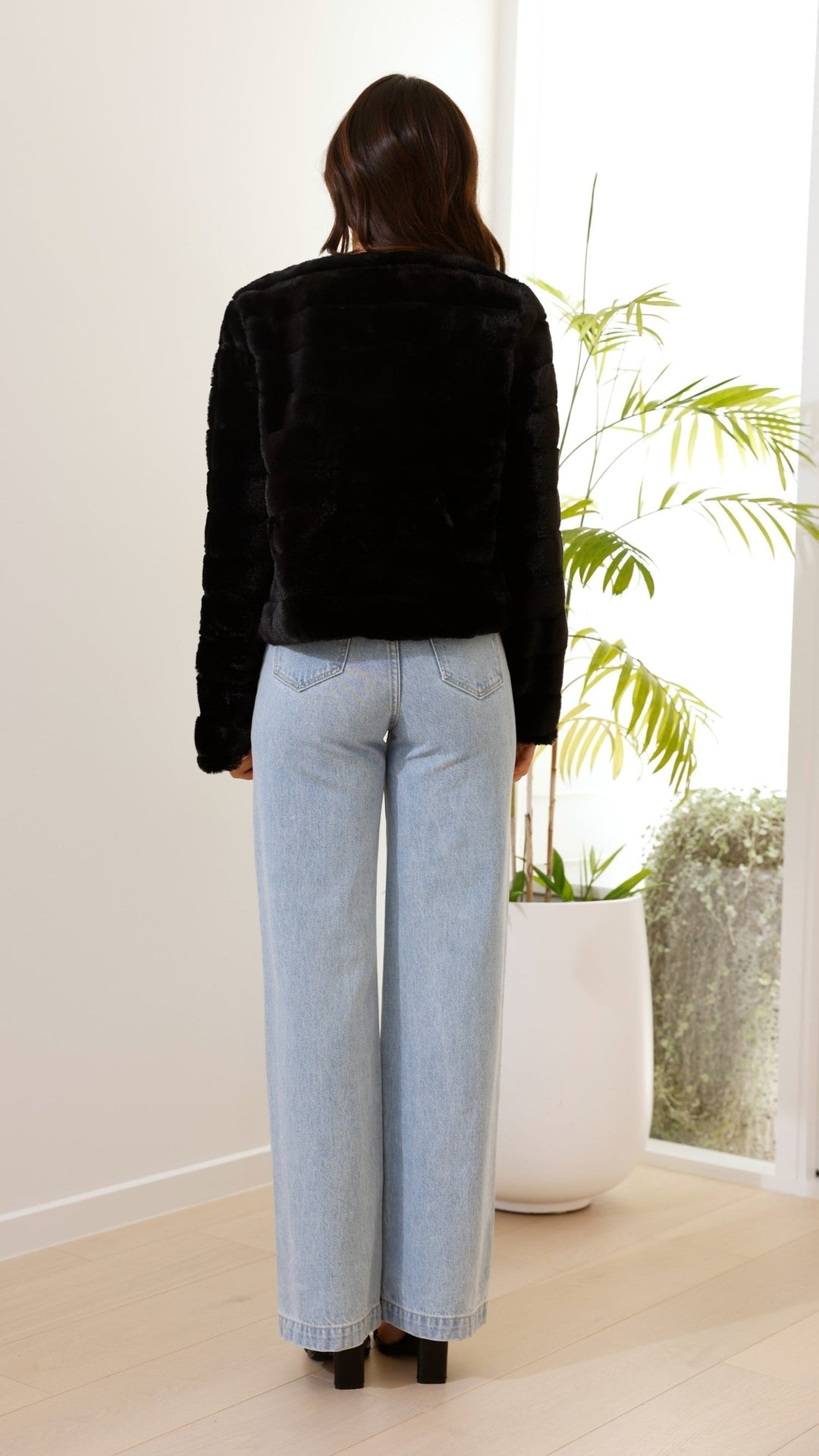 Stilla | Luksuriøs Dame-Crop-Jakke