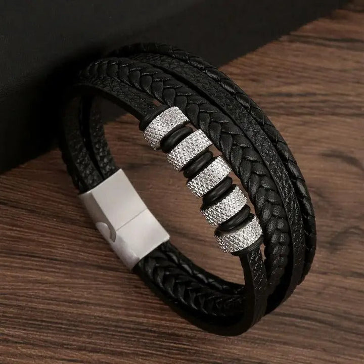 Skovae | Robust armbånd i ægte læder med spænde