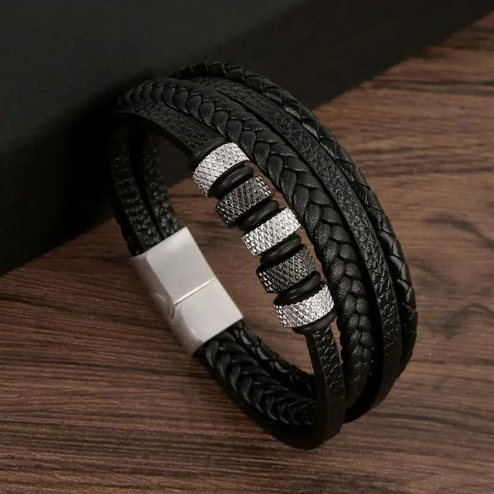 Skovae | Robust armbånd i ægte læder med spænde