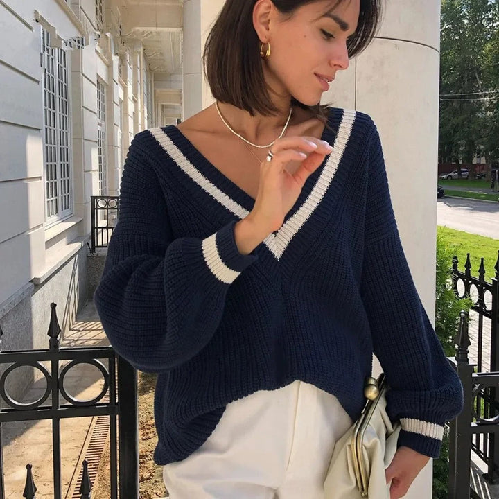 Stilla | Elegant Kvinders Strik Sweater med V-Hals – Forfinet Udseende