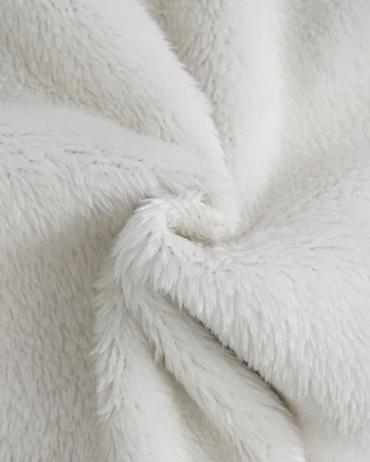 Stilla | I fleece med bogstavtryk