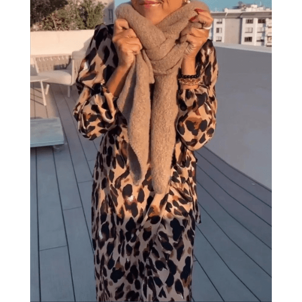 Stilla | Vinkjole med leopardmønster