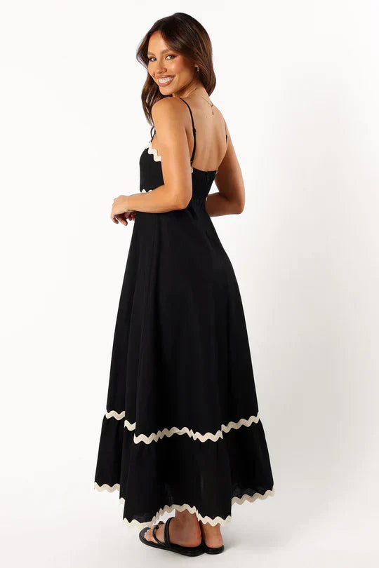 Stilla | Essens af stil & ægthed: Elegant dameskjorte
