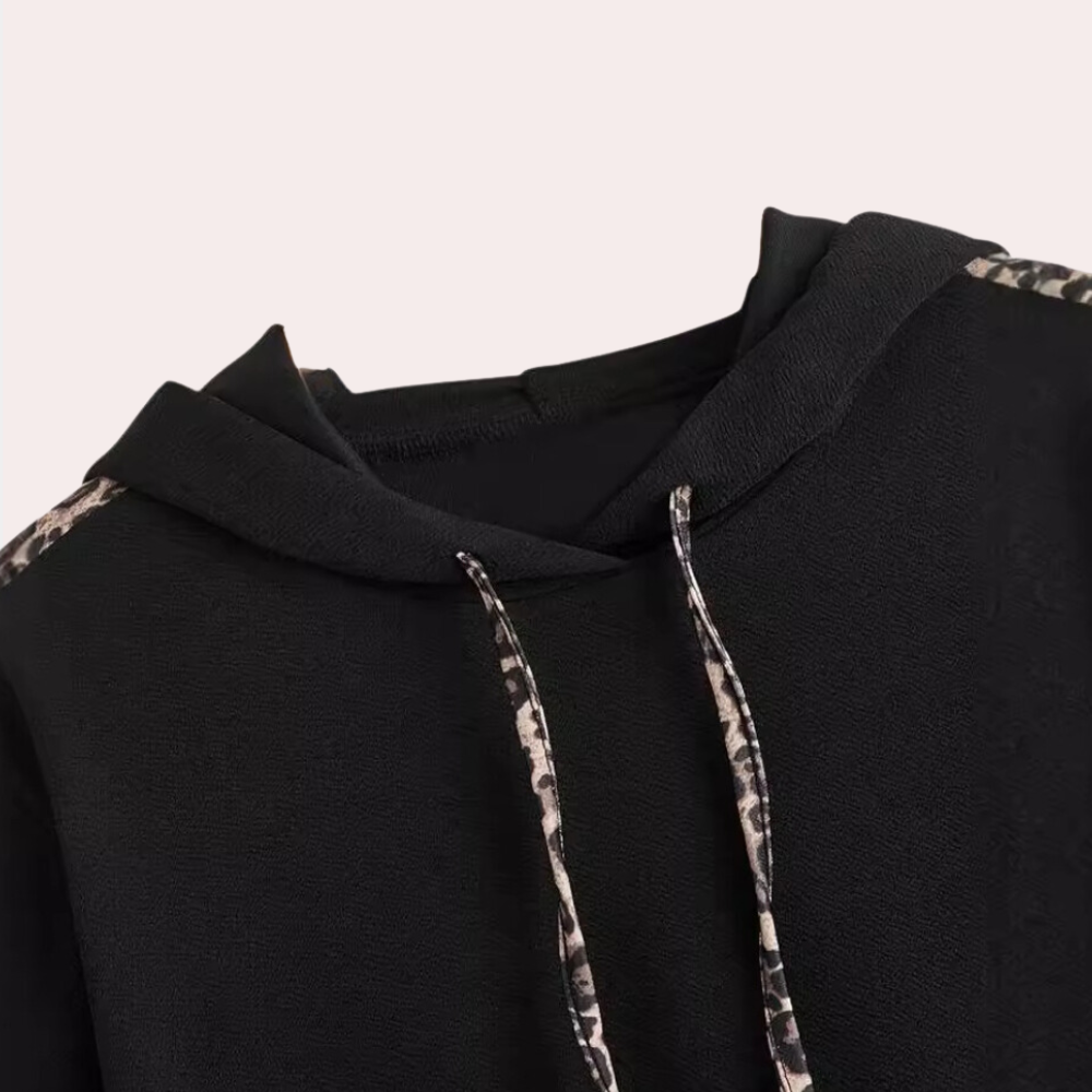 Stilla | Løstsiddende Hoodie Leopardskindsprint til Damer