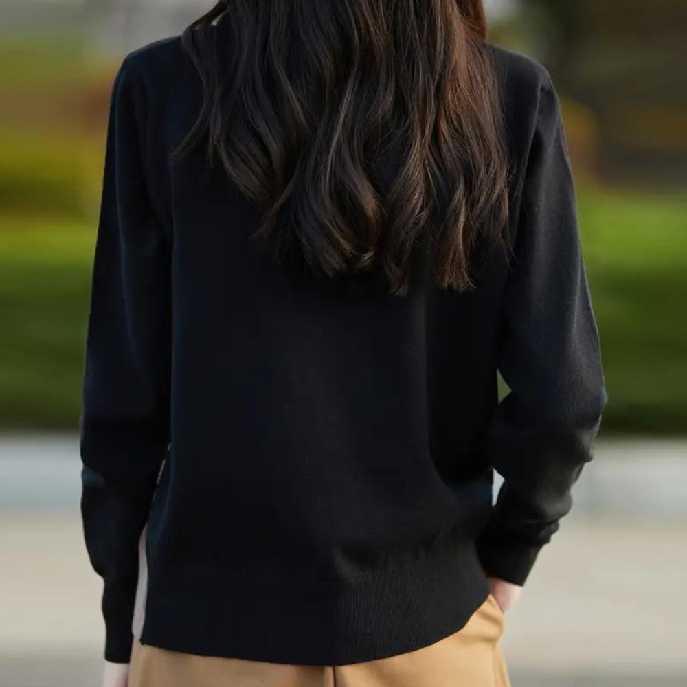 Stilla | Strikket Sweater med Striber til Kvinder